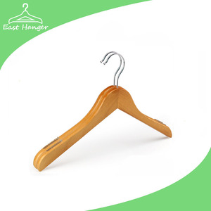 Wholesale Fancy Wooden Clothes Hanger with Anti-slipper